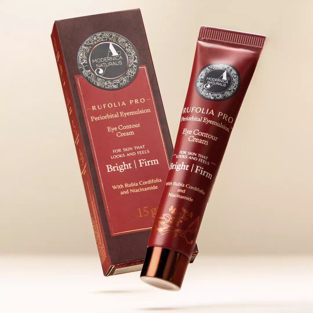 Emulsión para el área alrededor de los ojos Rufolia Pro -Ilumina, suaviza y reafirma los ojos con manjistha, aloe vera, niacinamida y ácido hialurónico.